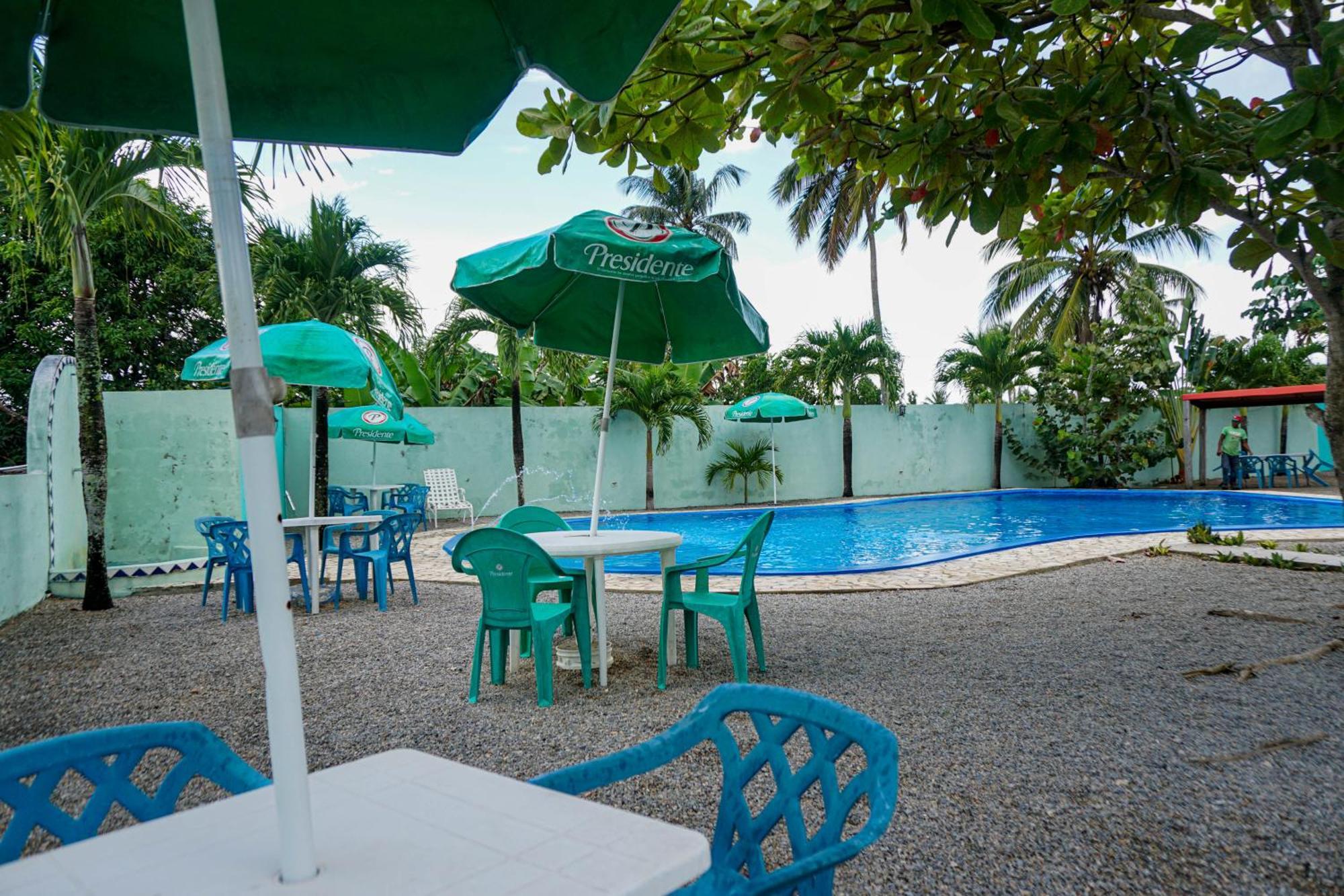 Hotel Nuevo Amanecer El Catey ภายนอก รูปภาพ